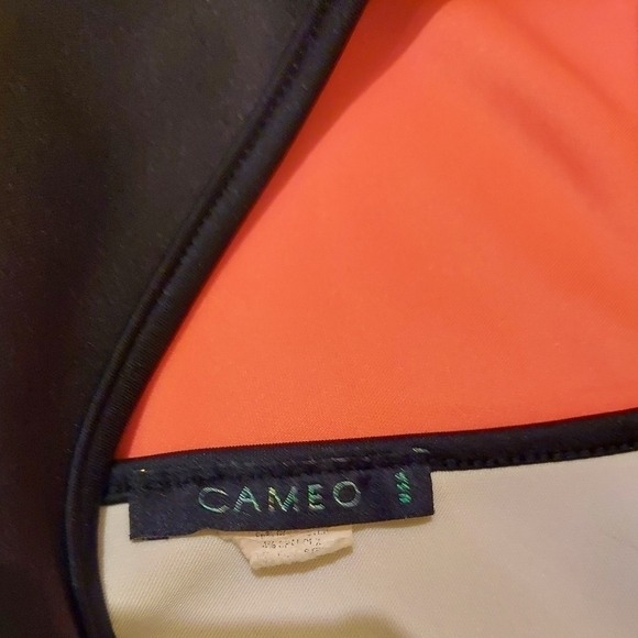 Cameo USA Sexy Cut Out Dress Orange Red Black Size L Midi EUC Stretch - Picture 3 of 4